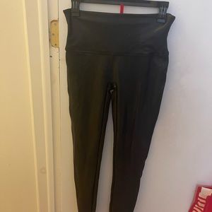 Spanx leggings, size L never worn